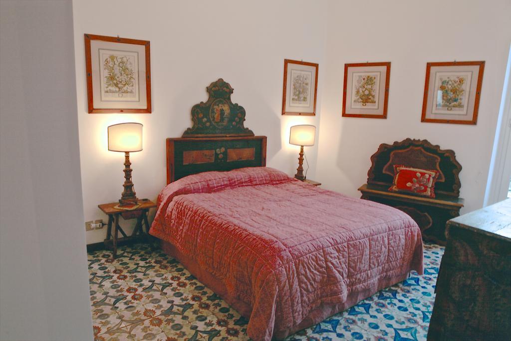 Domus Antonella A Trastevere Рим Номер фото