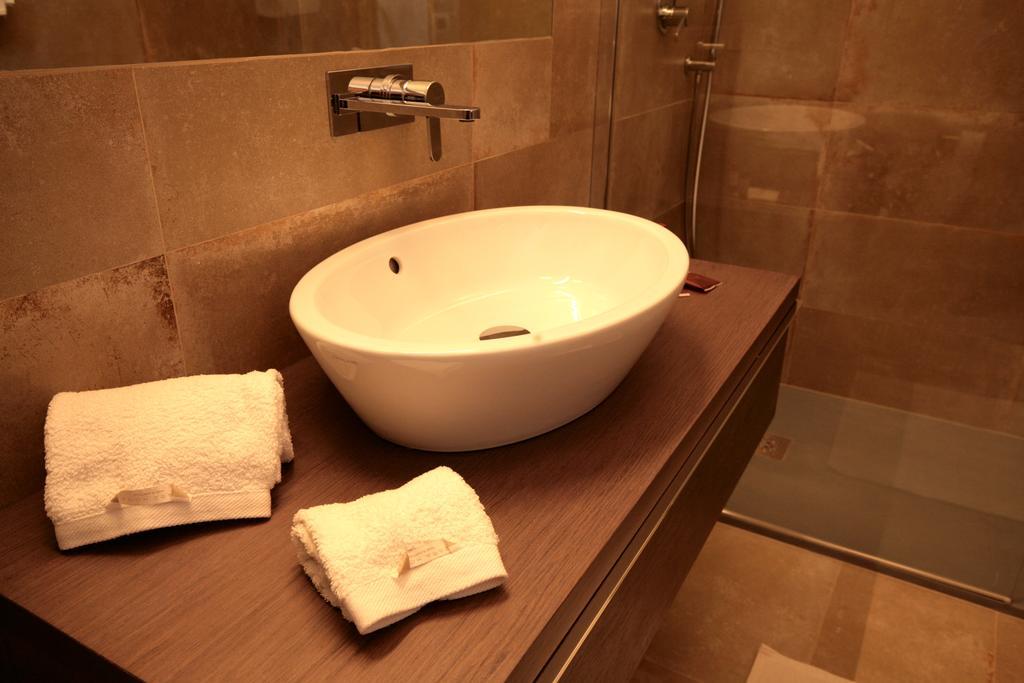 Domus Antonella A Trastevere Рим Экстерьер фото